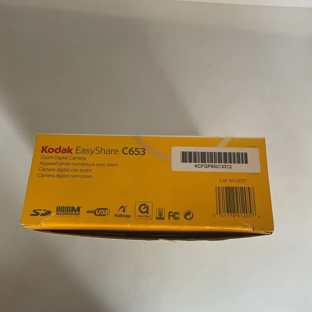 Kodak EasyShare C653 6.1MP Digital Camera Bundle SD Cards Case Tested Working